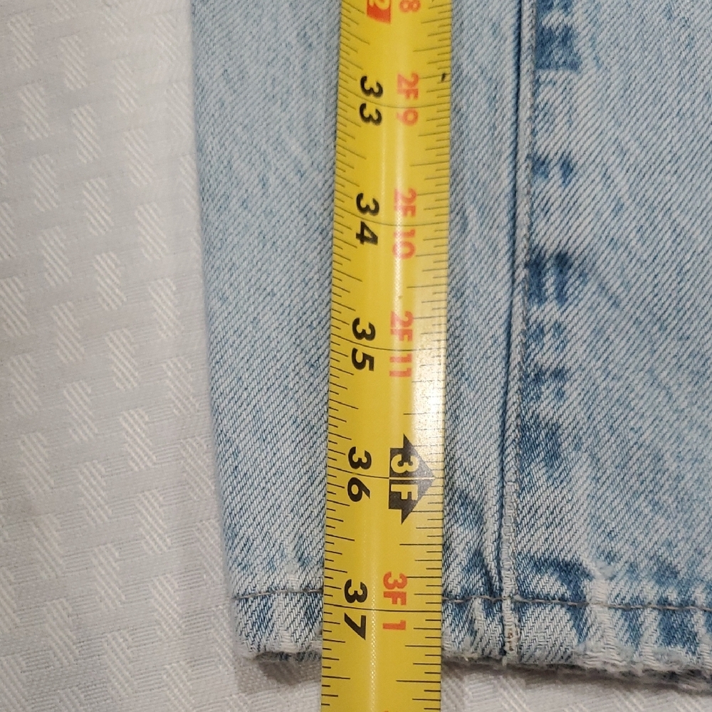 Madewell Light Blue Denim Barrel  Jeans - Picture 4 of 12